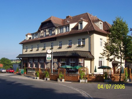 100_9320-450